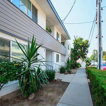 New Renovated 2B2B Apt Self Checkin Free Parking 1 패서디나 외부 사진