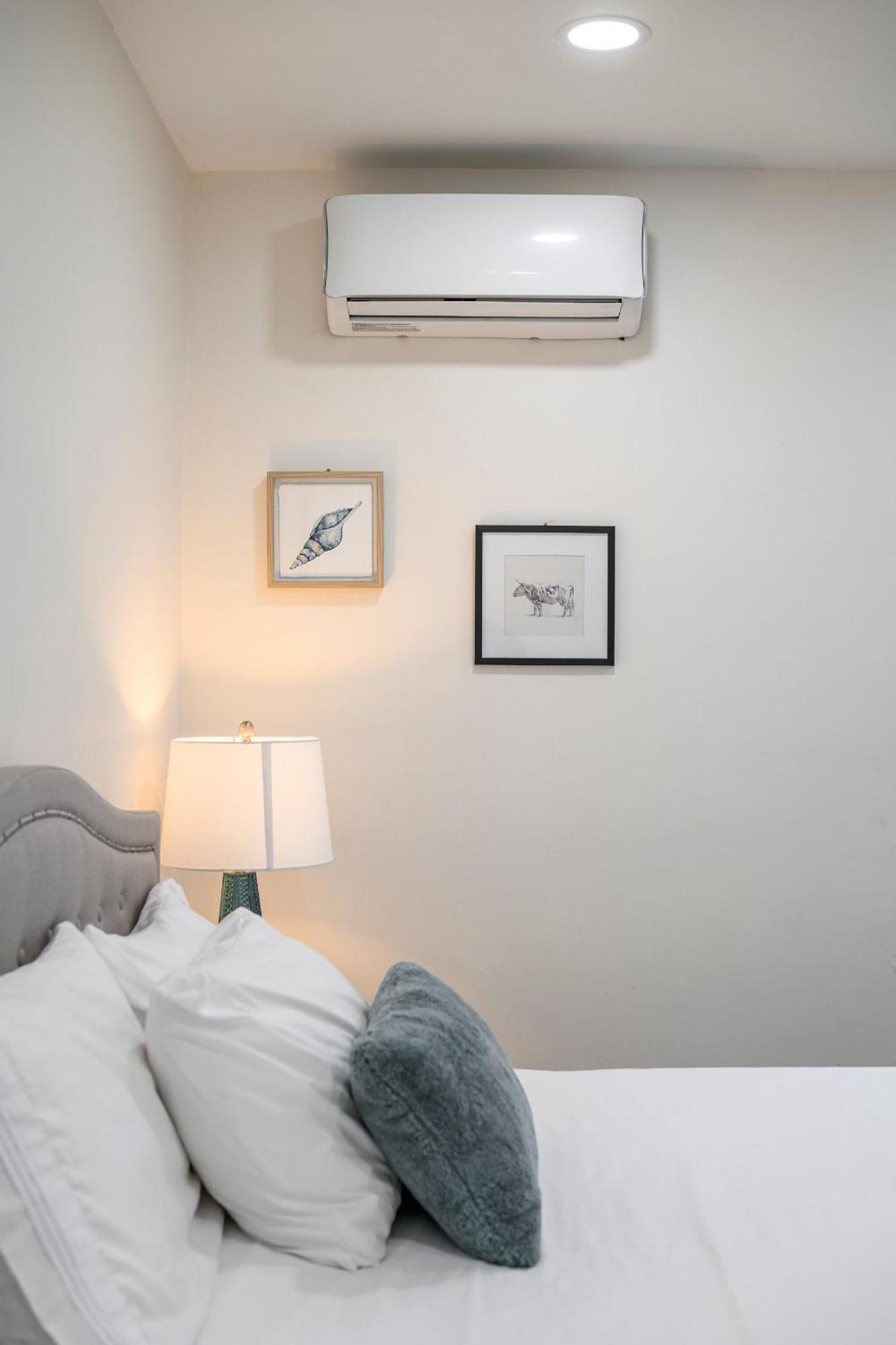 New Renovated 2B2B Apt Self Checkin Free Parking 1 패서디나 외부 사진