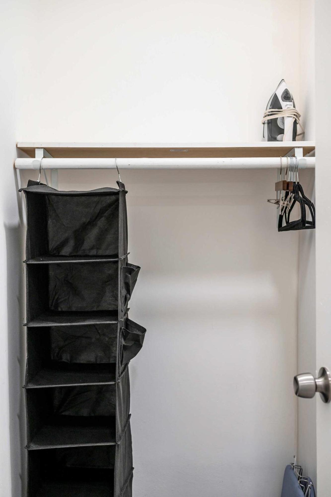 New Renovated 2B2B Apt Self Checkin Free Parking 1 패서디나 외부 사진